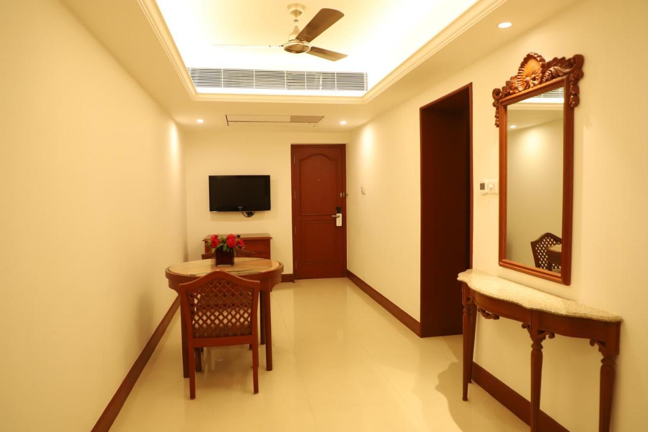 Hotel Chandela Khajuraho Luaran gambar