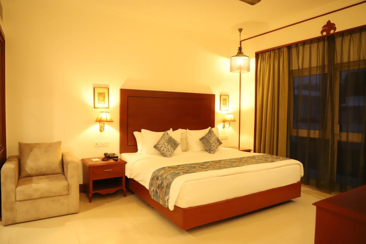 Hotel Chandela Khajuraho Luaran gambar