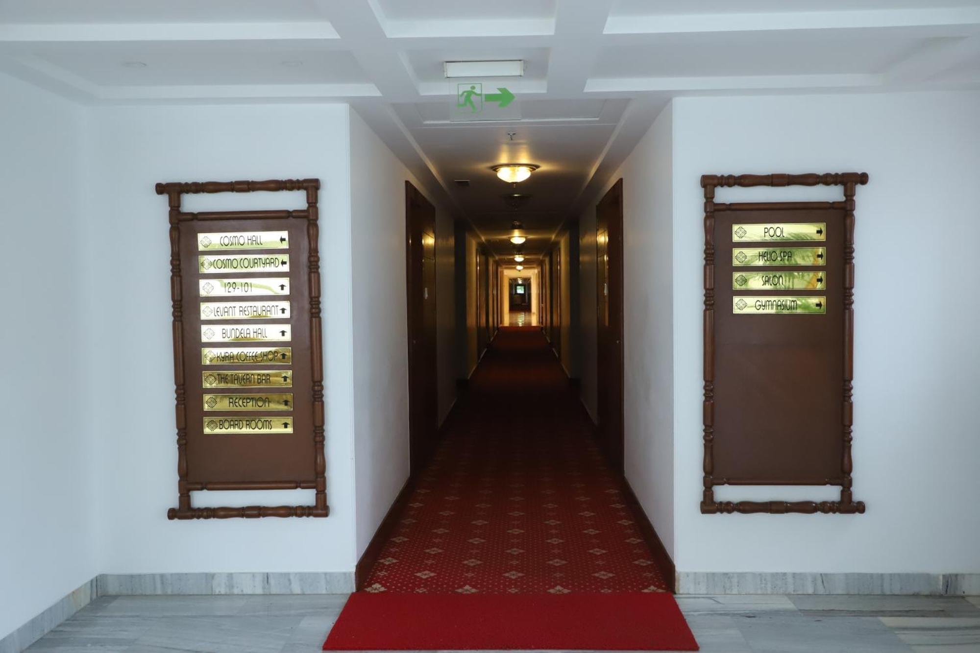 Hotel Chandela Khajuraho Luaran gambar