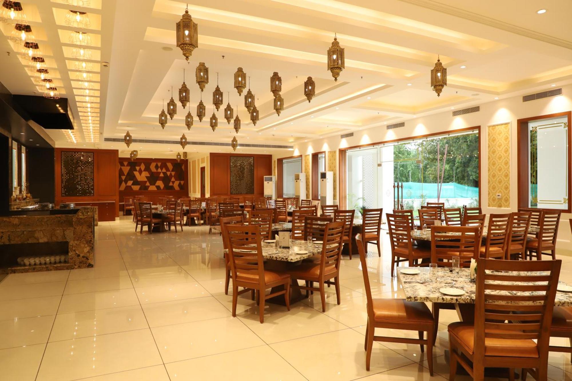 Hotel Chandela Khajuraho Luaran gambar