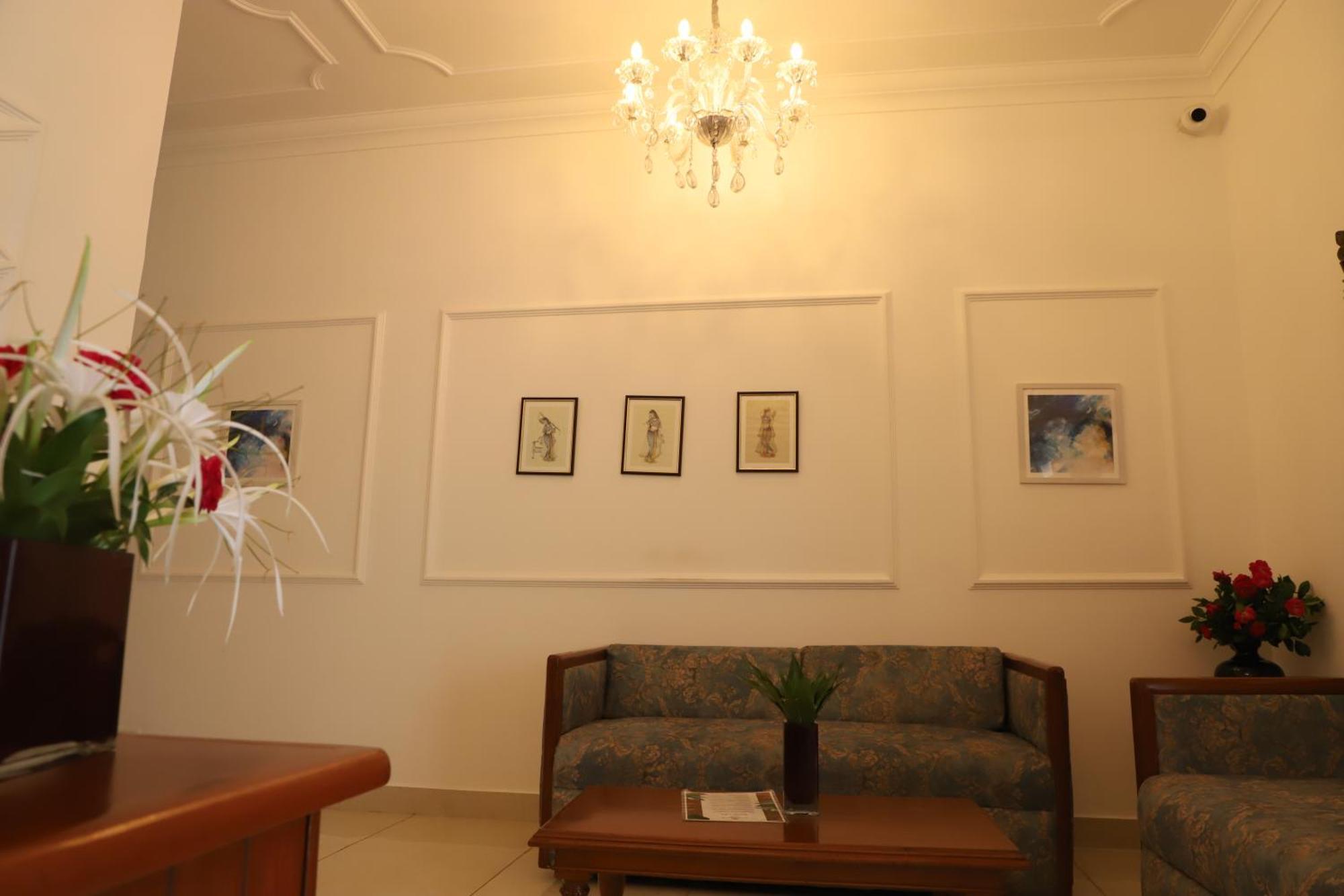 Hotel Chandela Khajuraho Luaran gambar